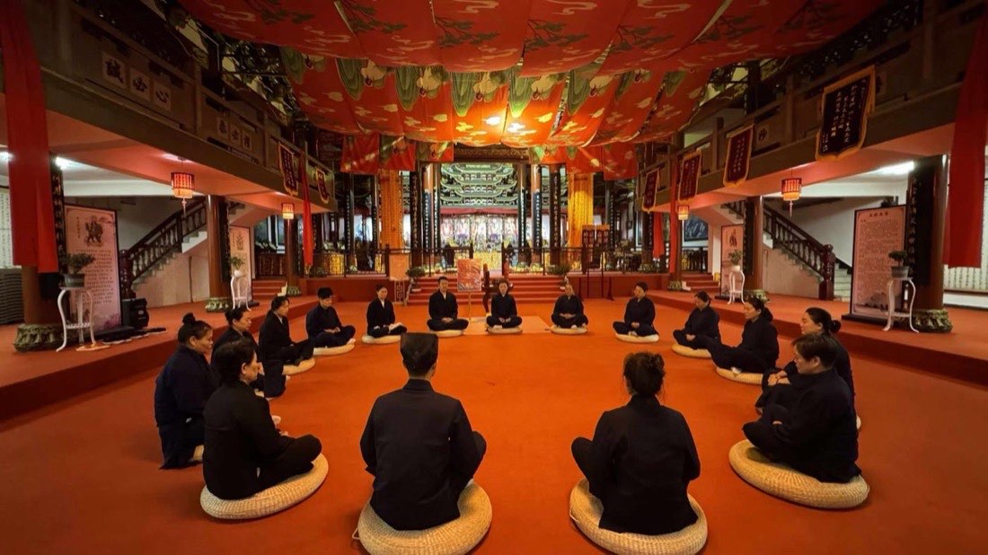 The hall where sessions and retreats are held